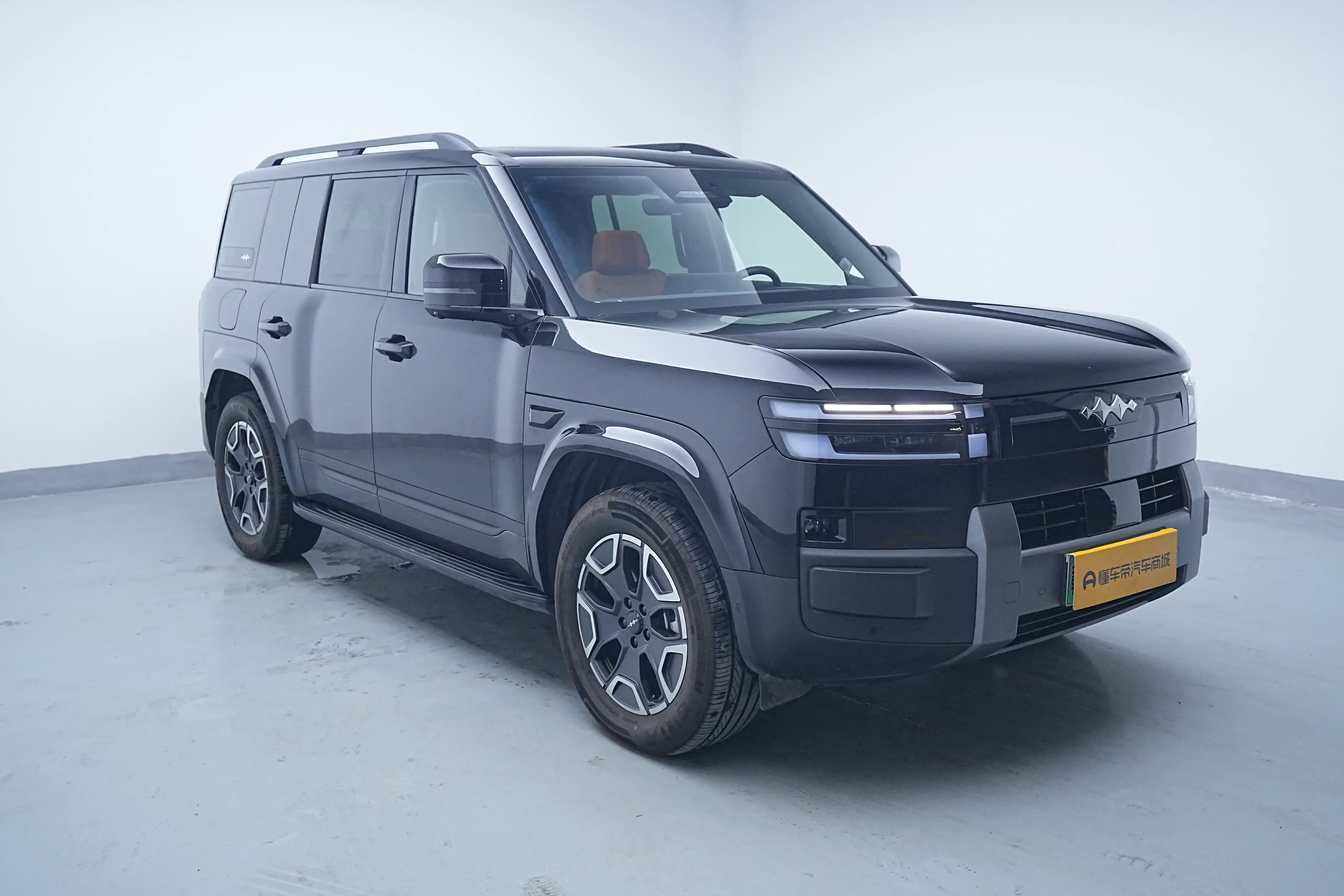 BYD Leopard Titanium 7 PHEV