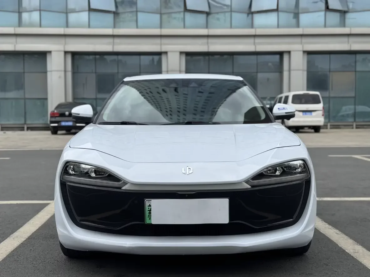 Leapmotor Leap running S01