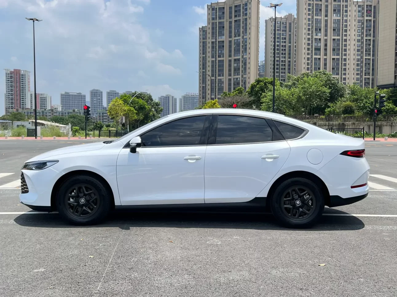 BYD Qin PLUS DM