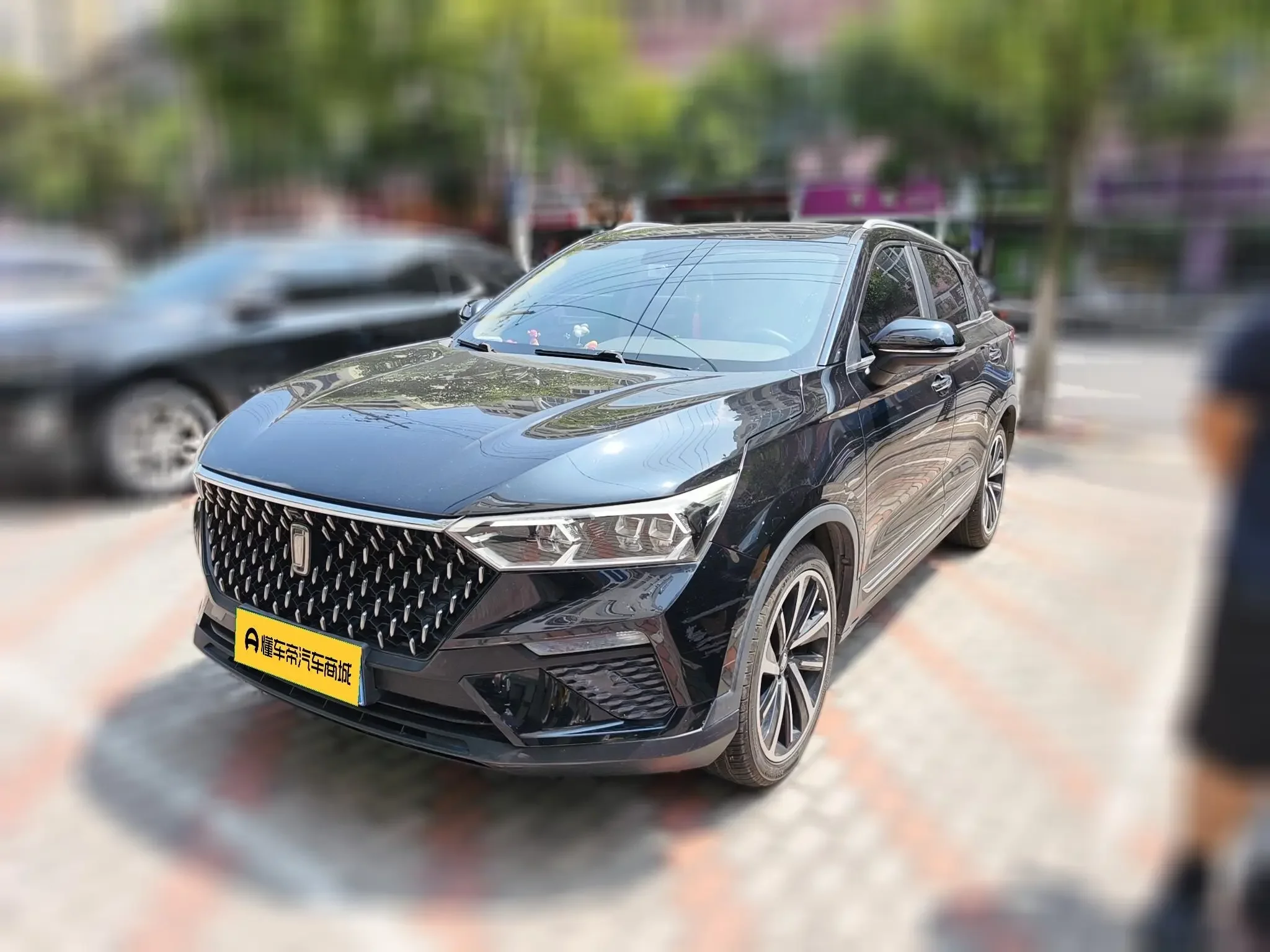 FAW Bestune T77 (Besturn T77)