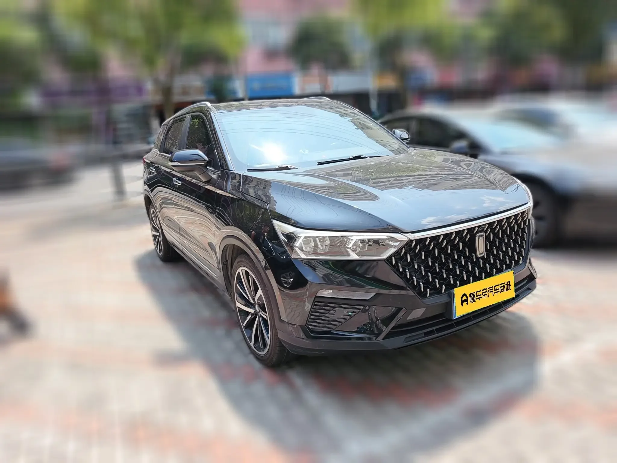 FAW Bestune T77 (Besturn T77)