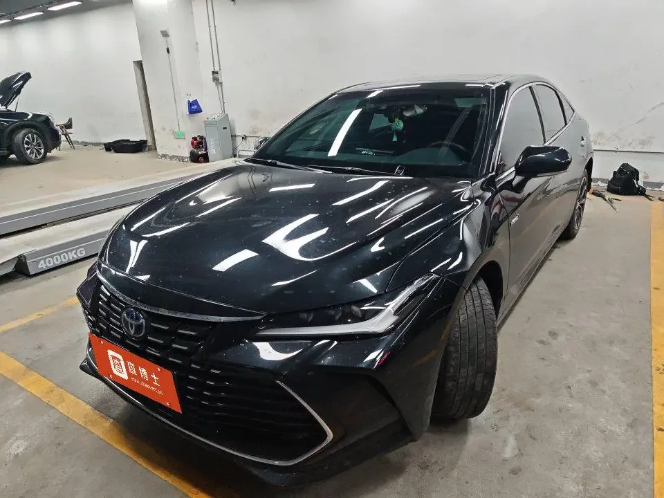 Toyota Avalon (asian dragon)