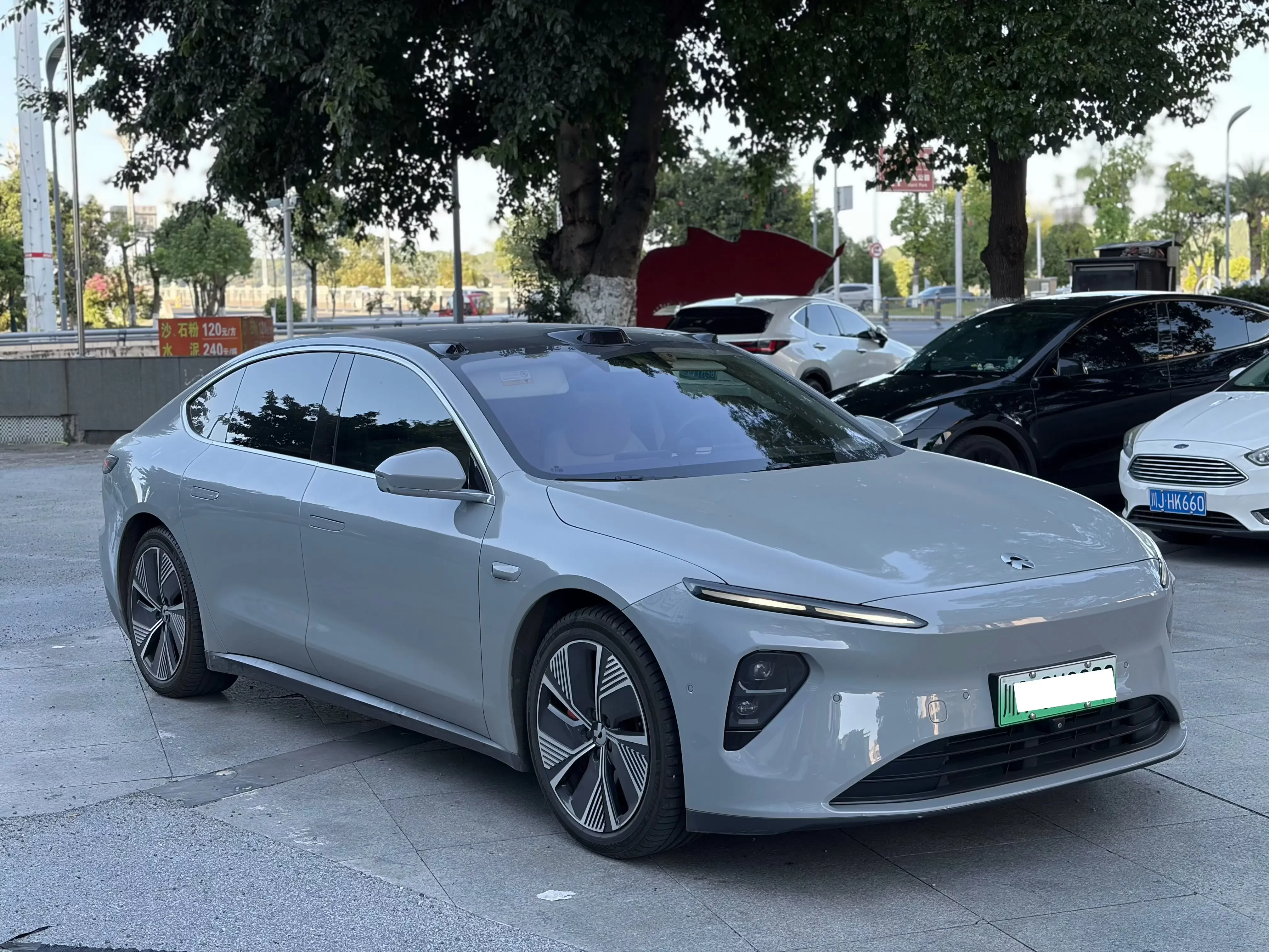 NIO ET7