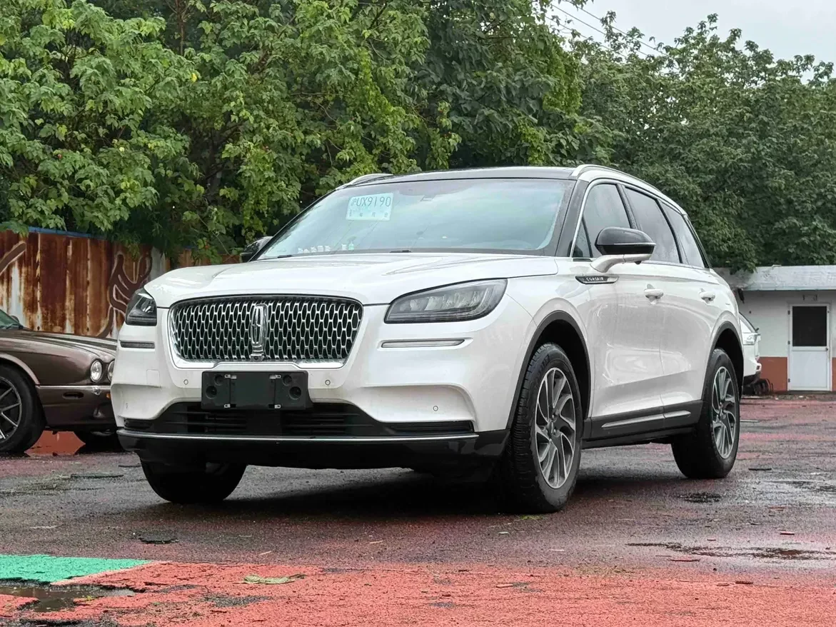 Lincoln adventurer