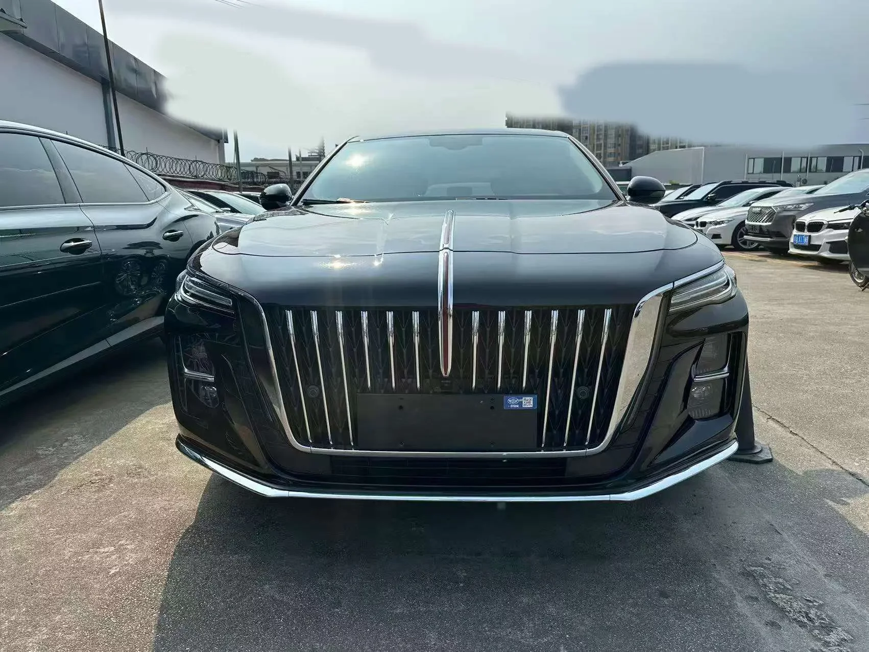 Hongqi H5