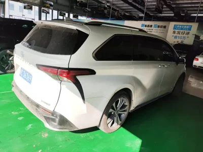 Toyota Granvia