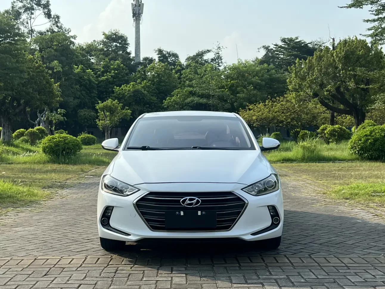Hyundai lead