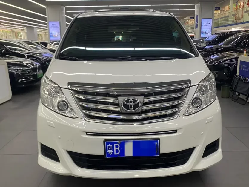 Toyota Alphard (Elfa)