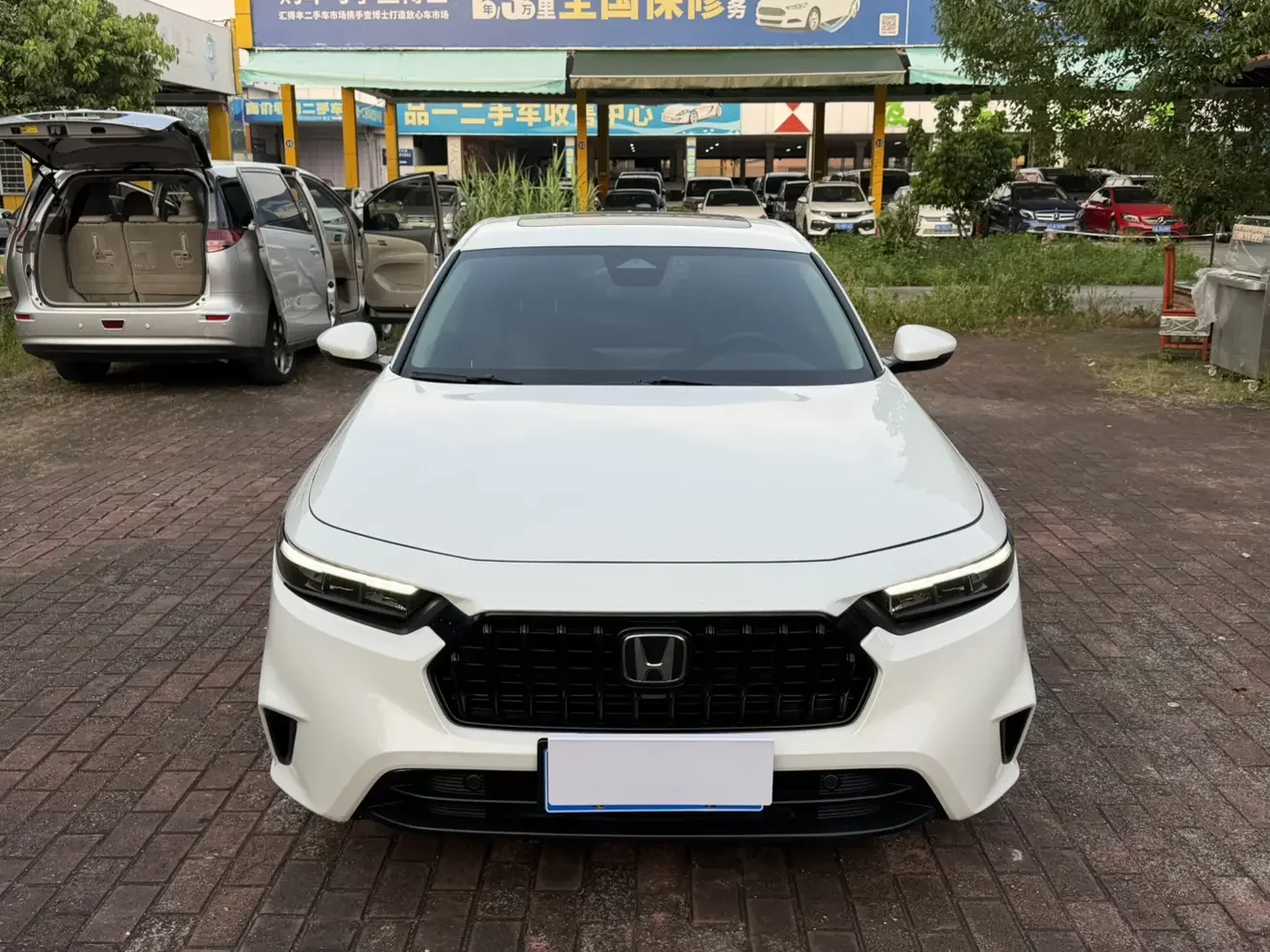 Honda Inspire (Yingshipai)