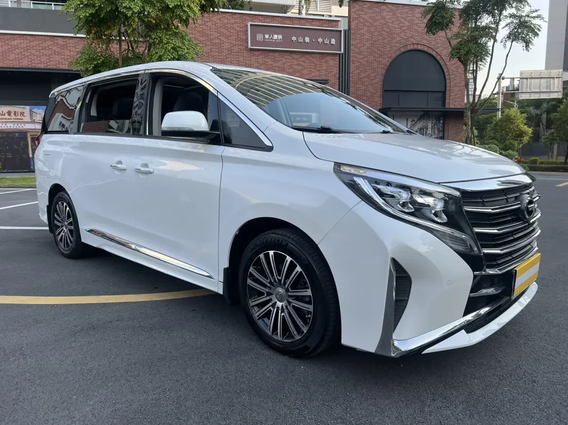 GAC Trumpchi M8
