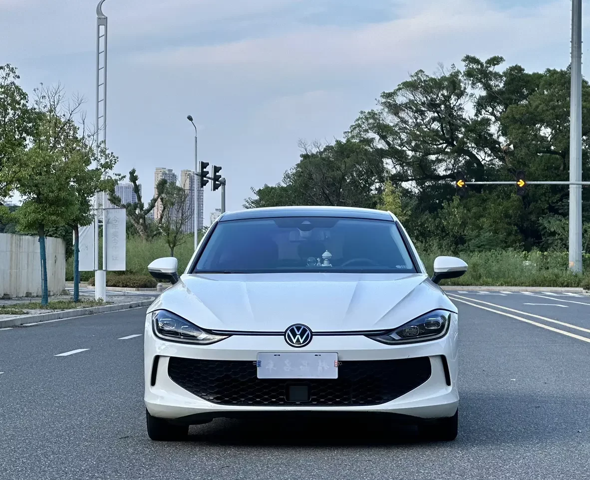 Volkswagen Lamando (Lingdu)
