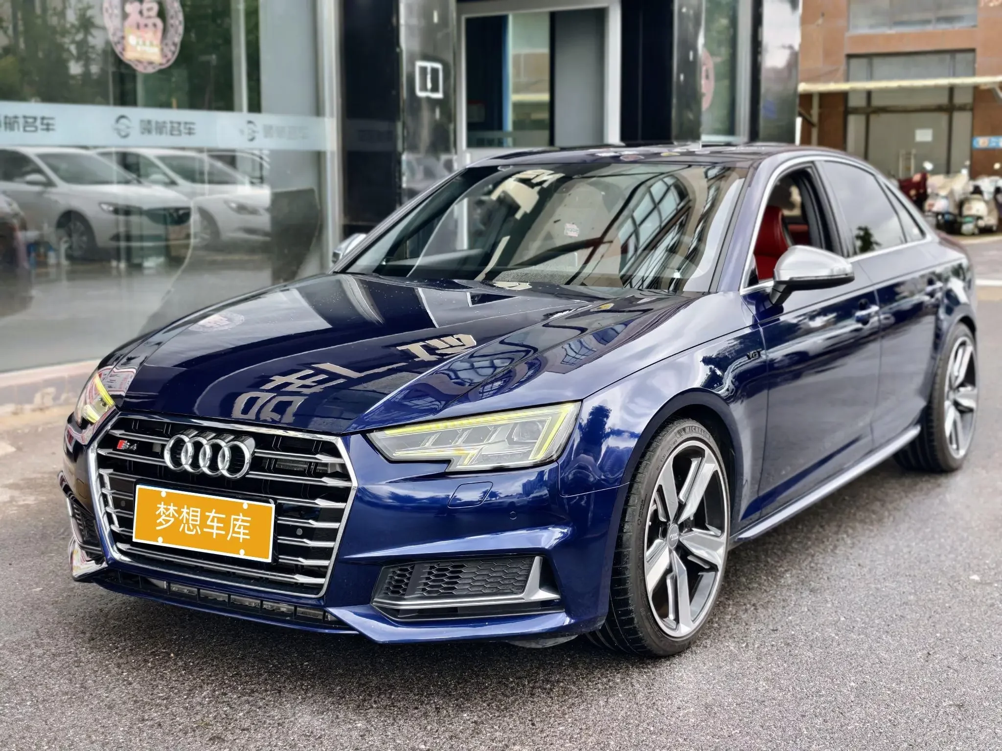 Audi S4