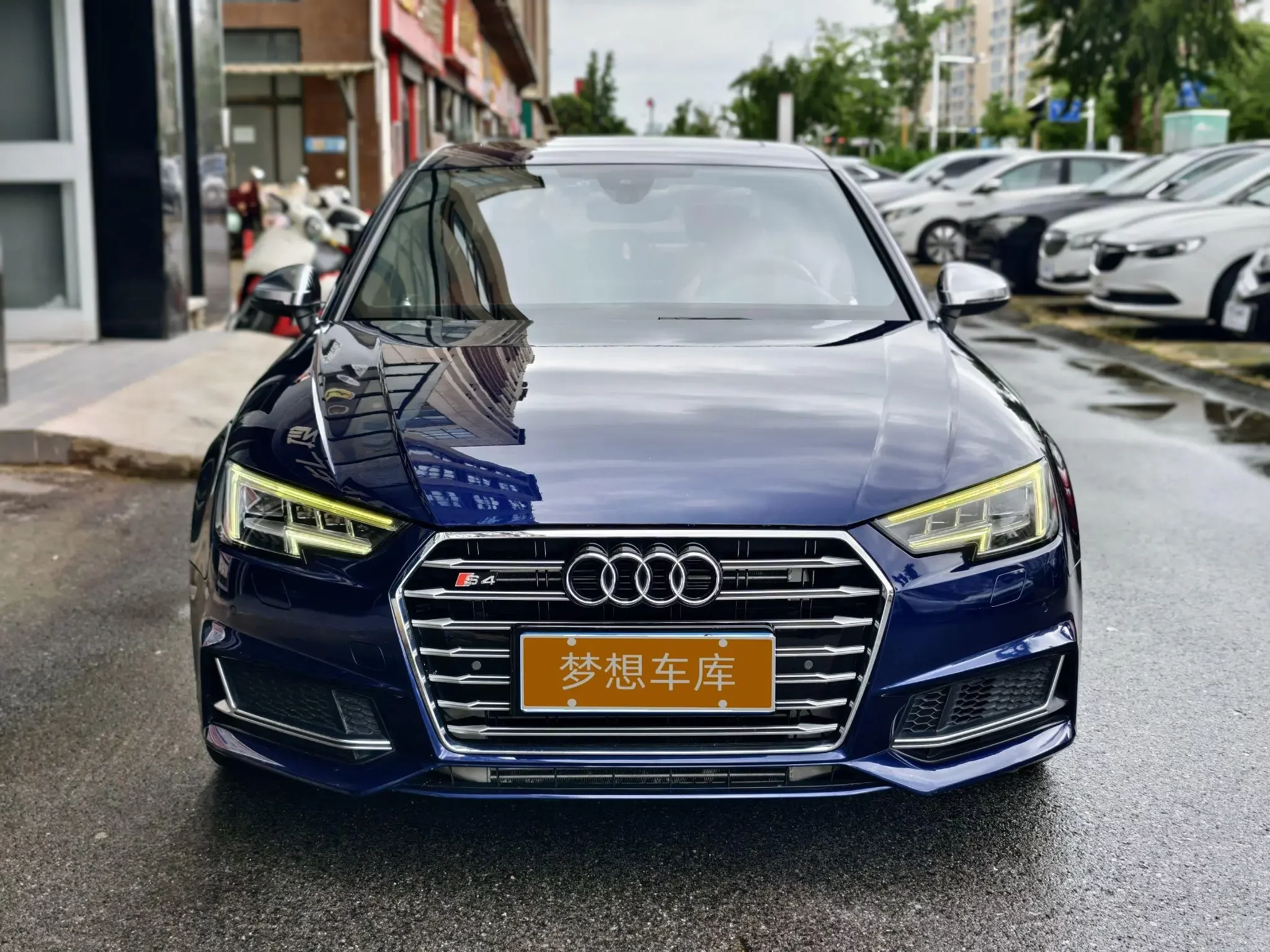 Audi S4