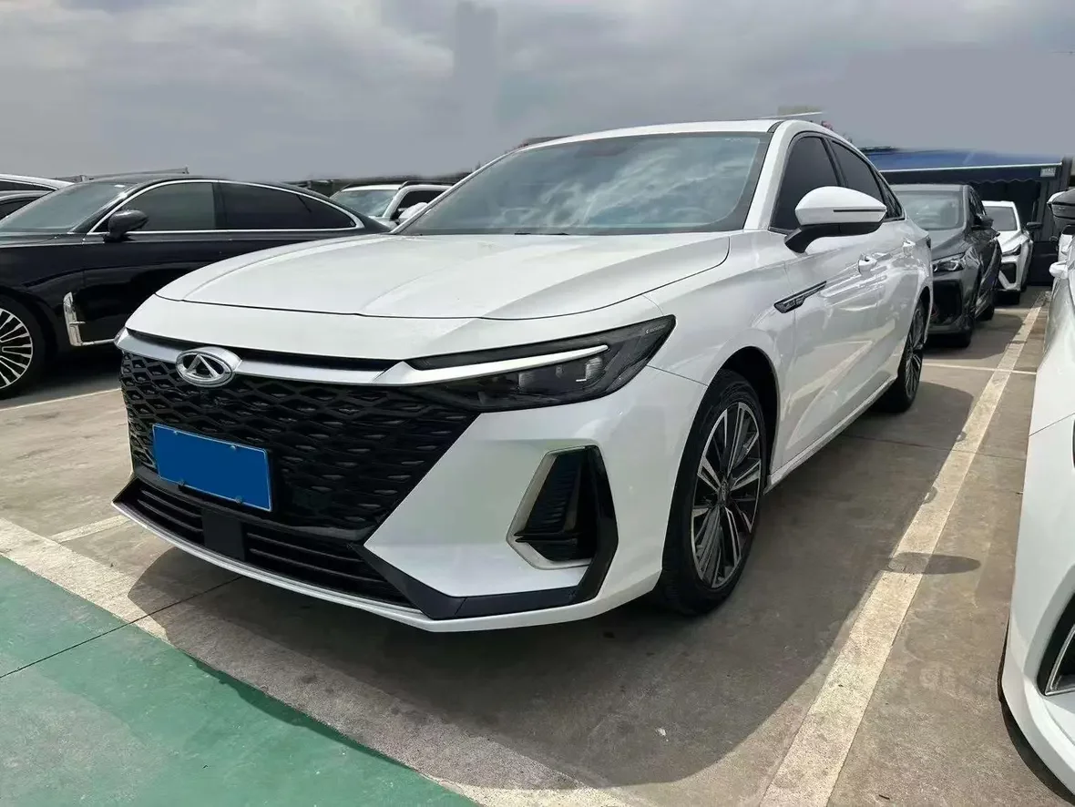 Chery Arrizo 8