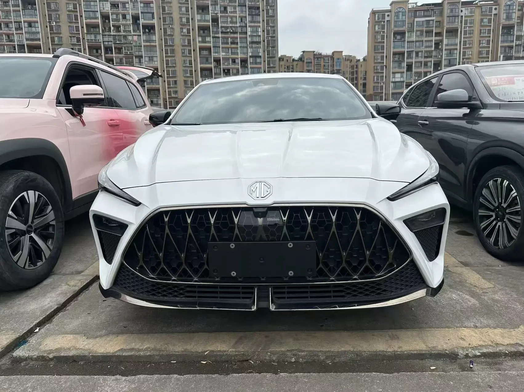 MG 5 Scorpio