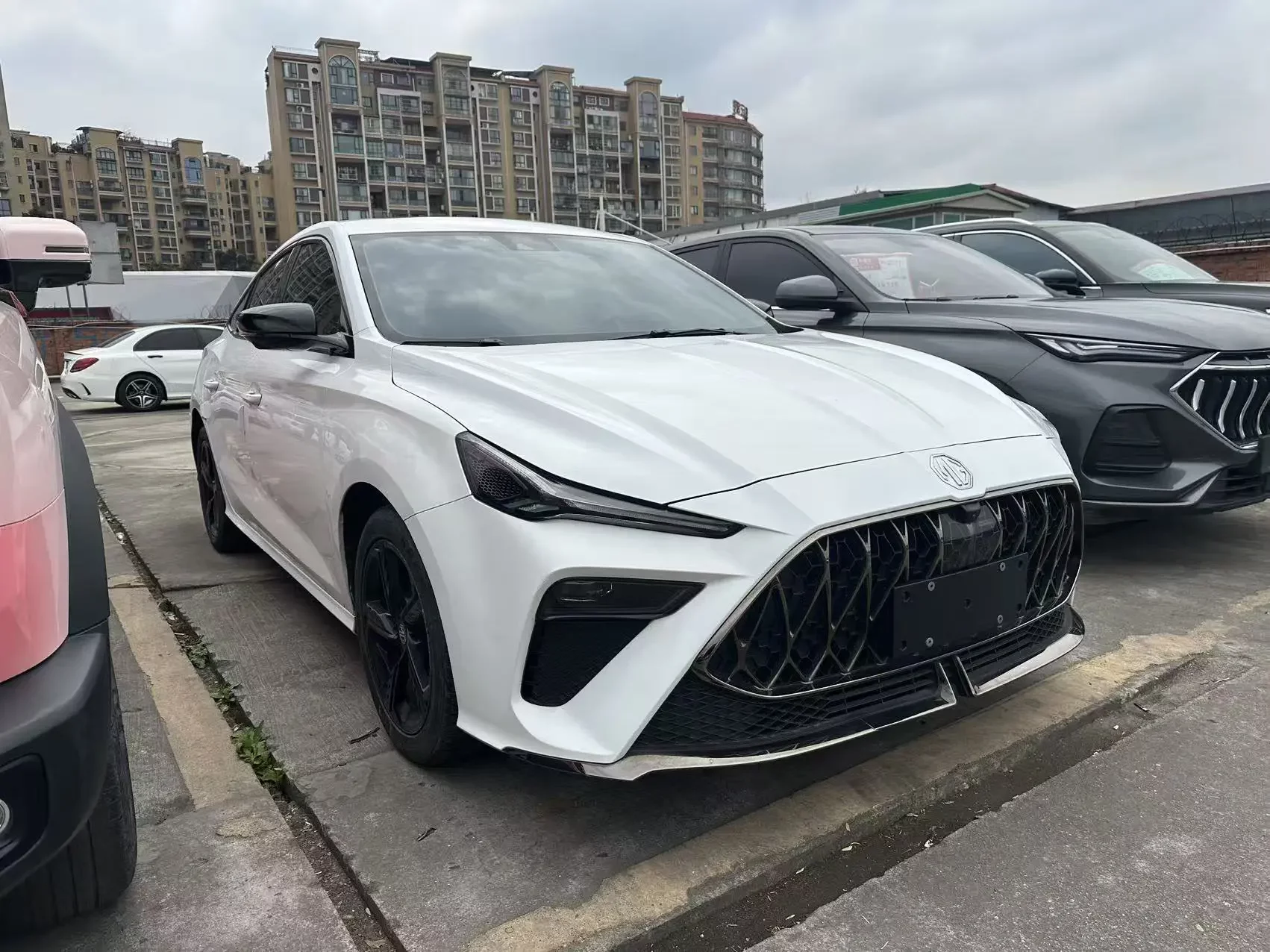 MG 5 Scorpio