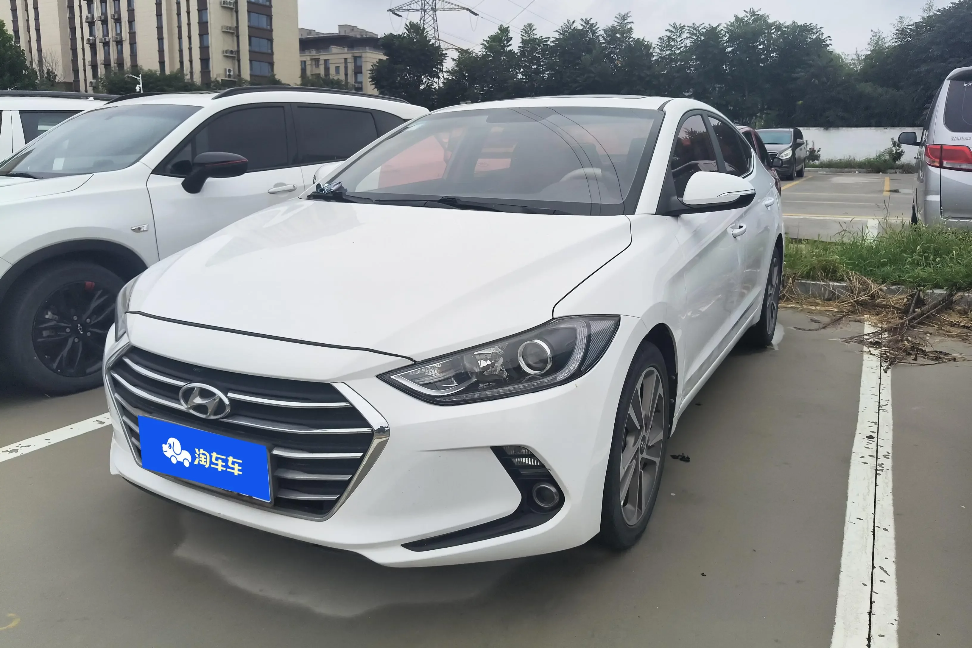Hyundai lead
