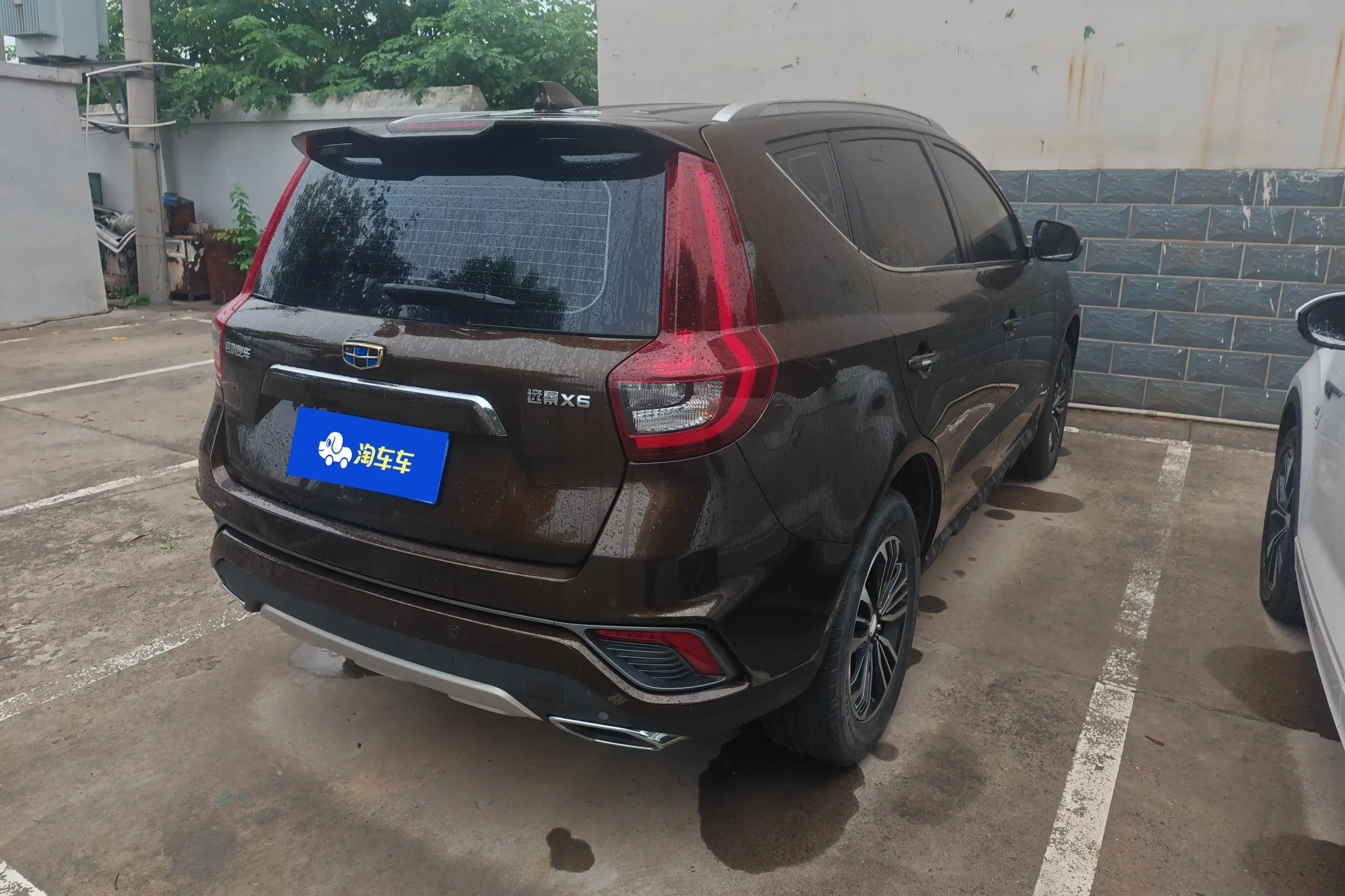 Geely Vision X6