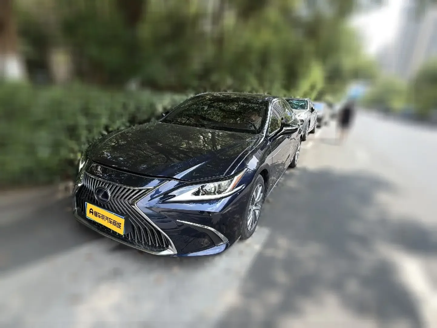 Lexus ES