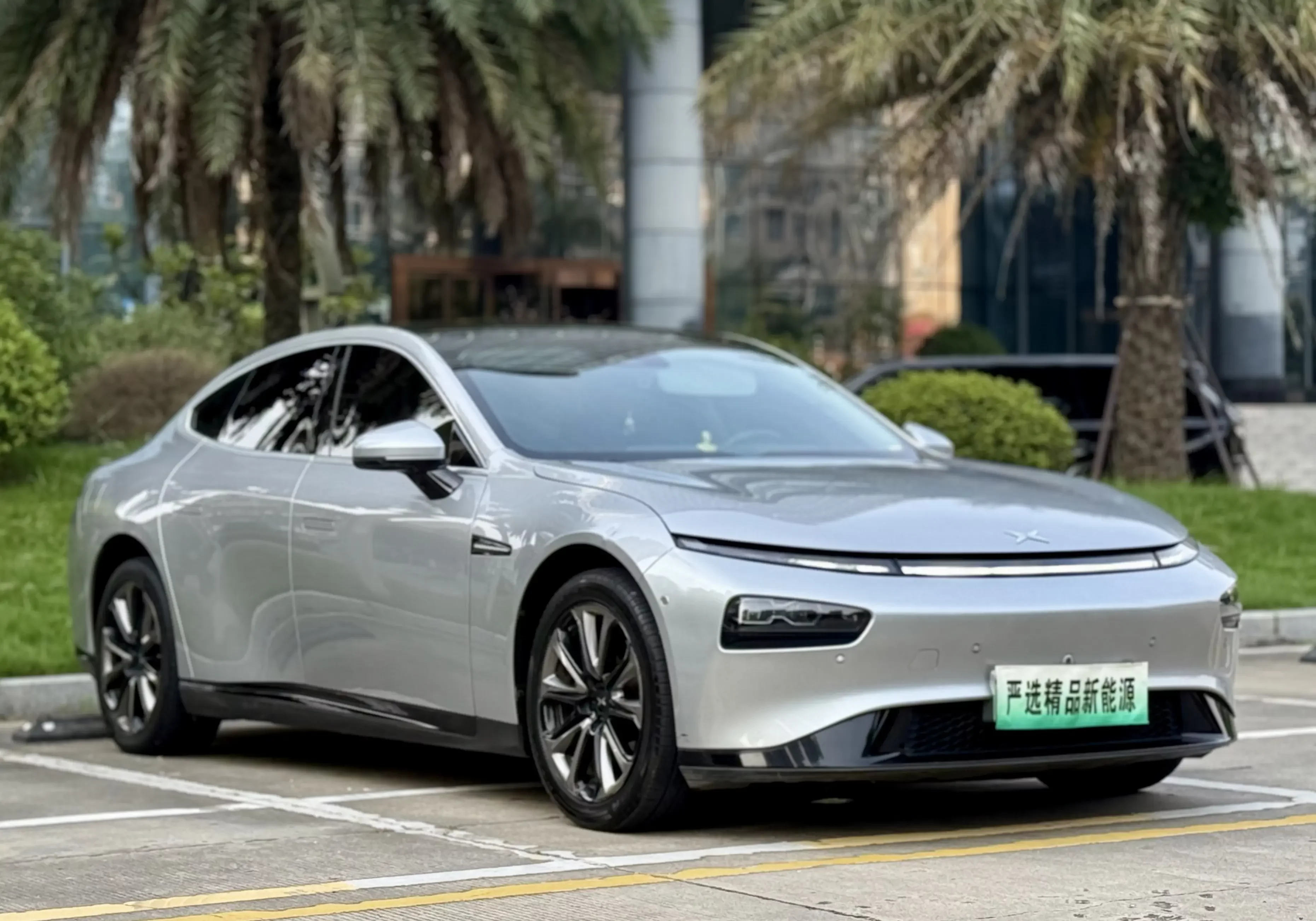 Xpeng P7