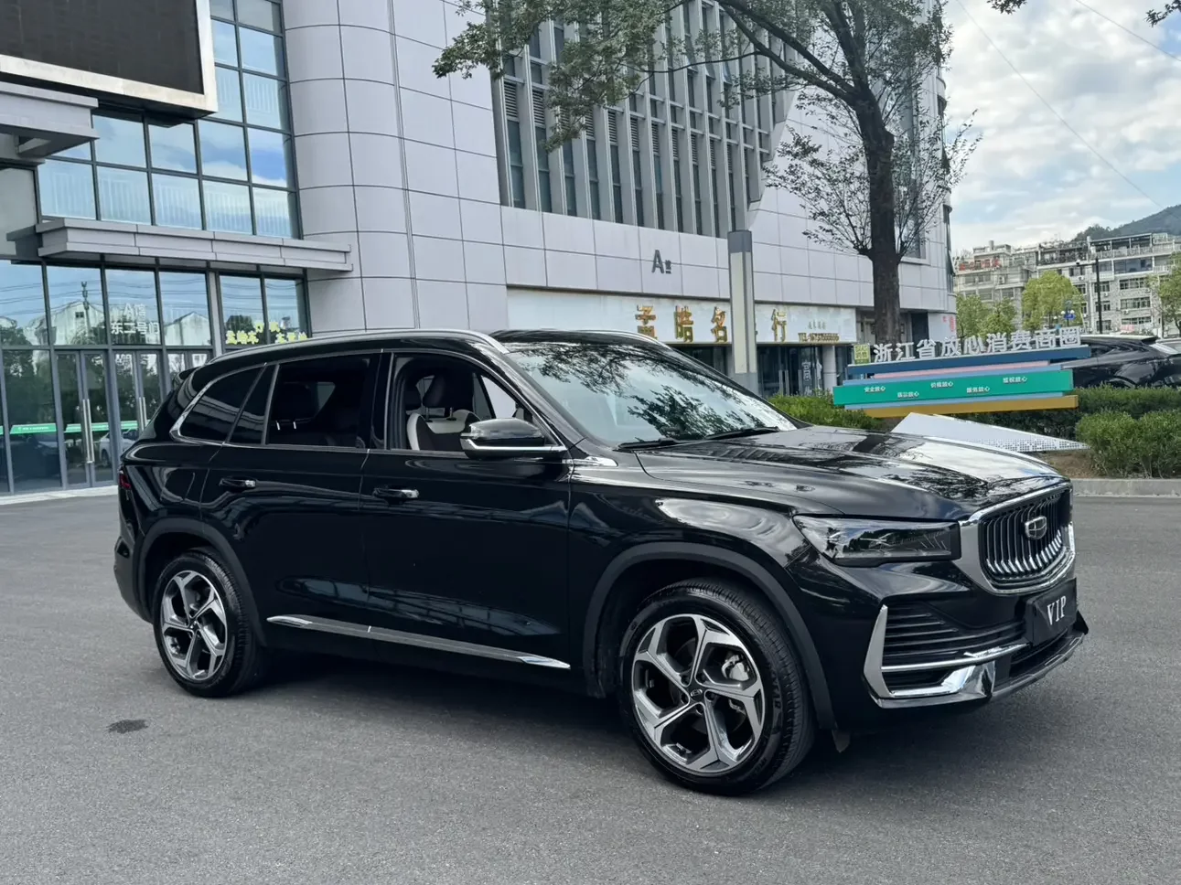 Geely Monjaro (Xingyue L)