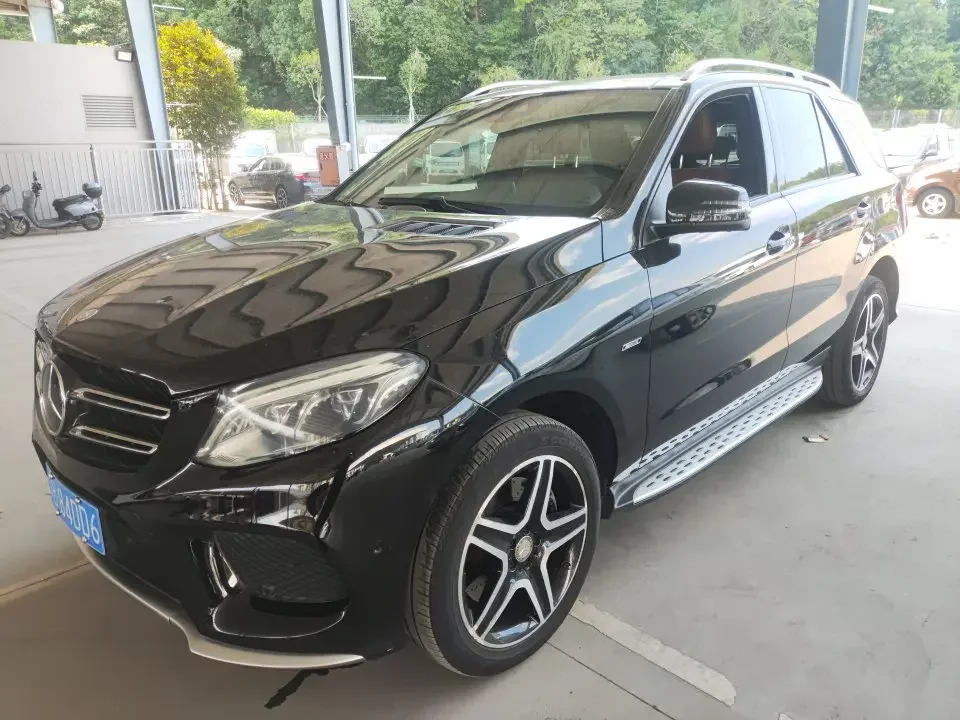 Mercedes-Benz GLE (Imported)