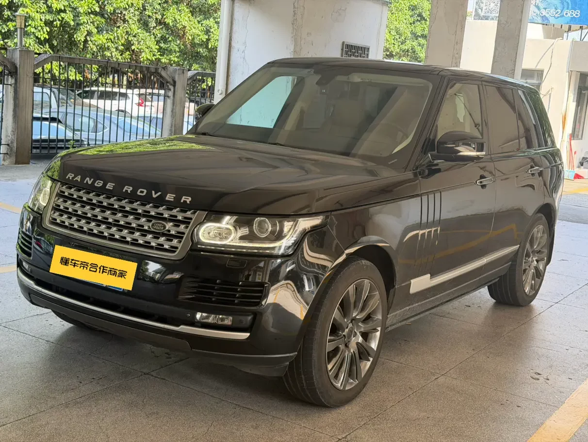 Land Rover range rover