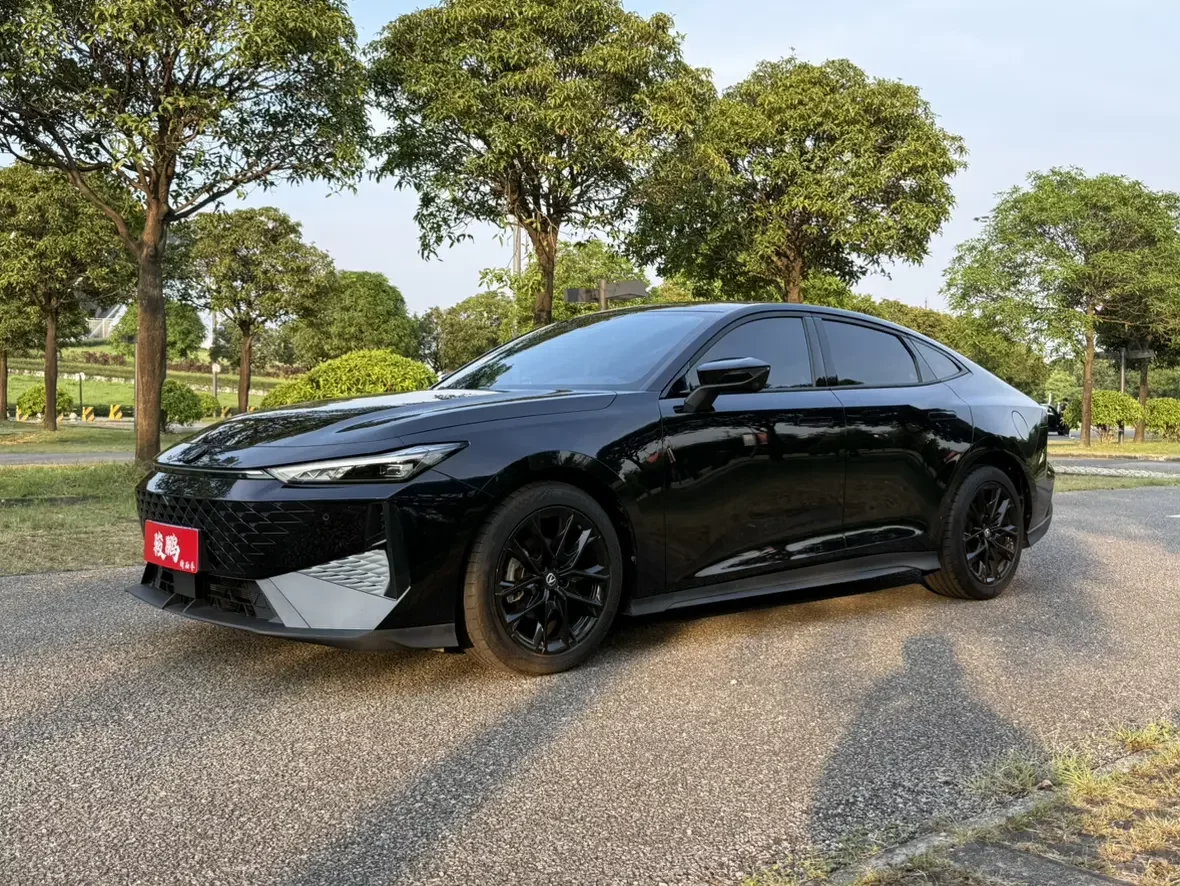Changan UNI-V