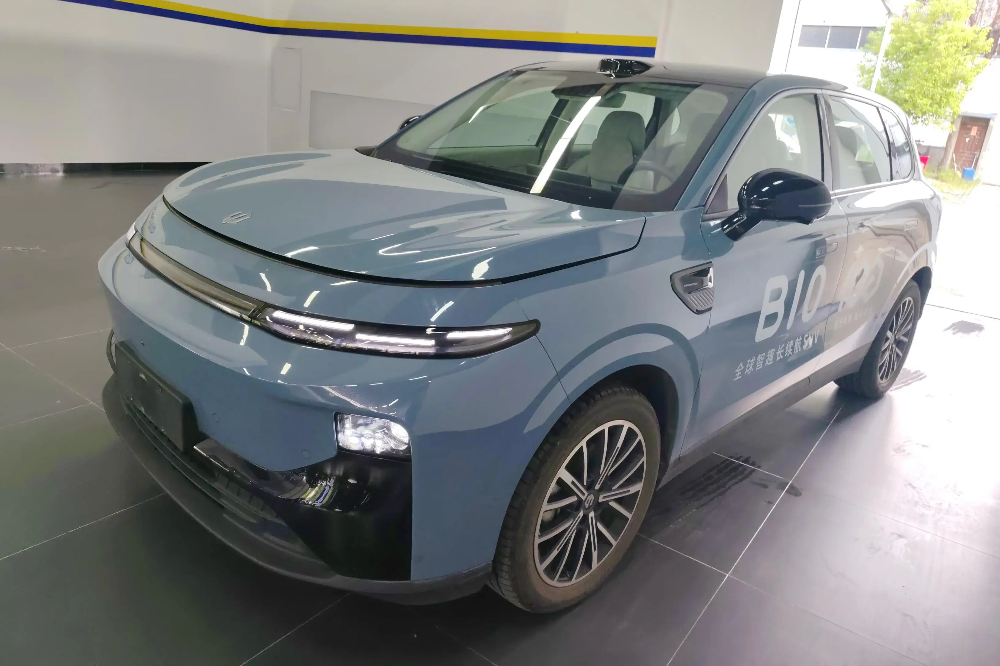 Leapmotor B10