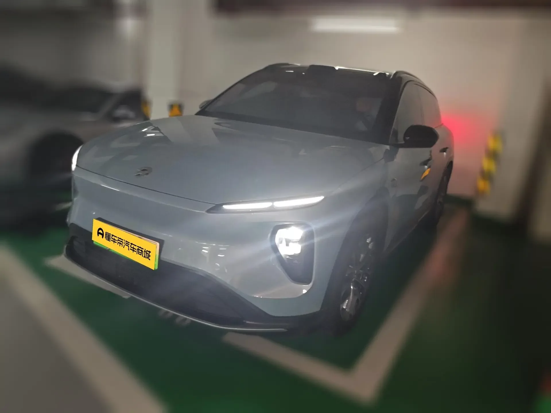 NIO ES6