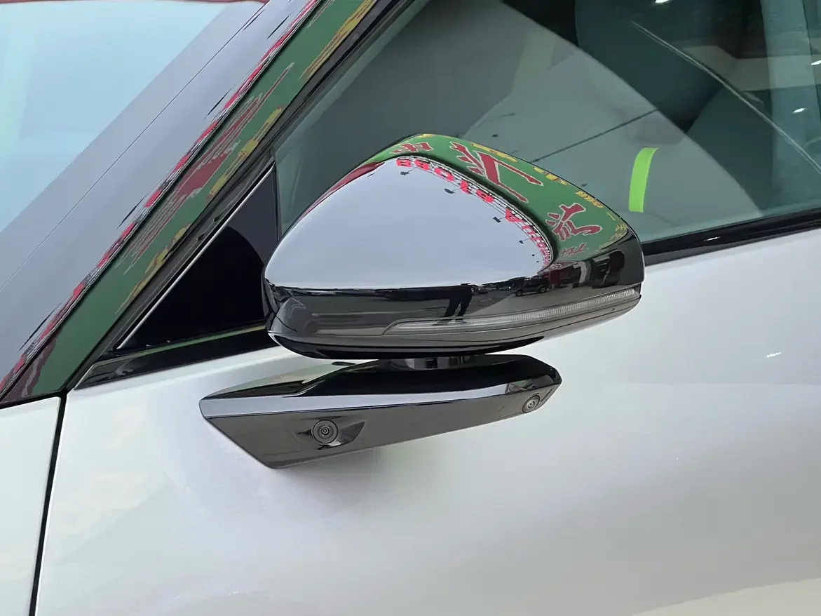 Xpeng P7