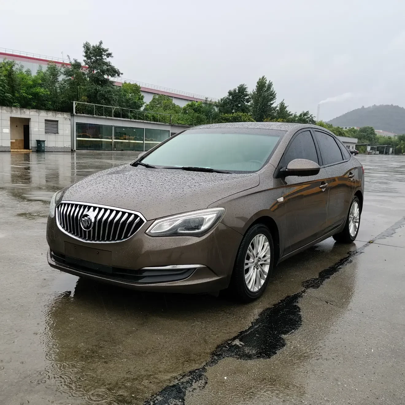 Buick Yinglang
