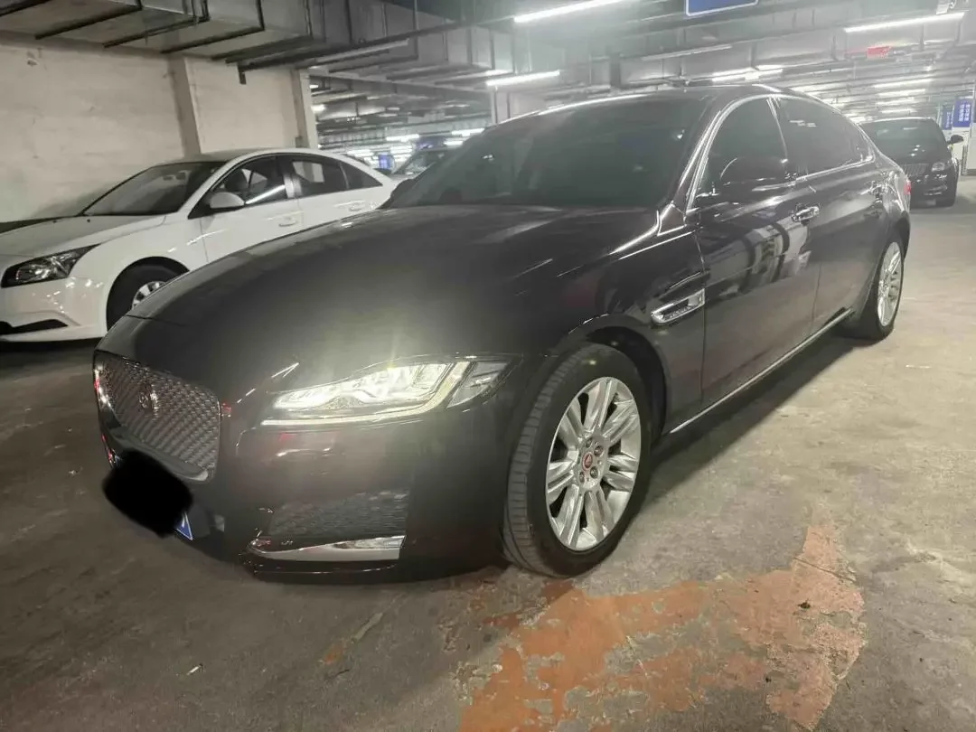 Jaguar XFL