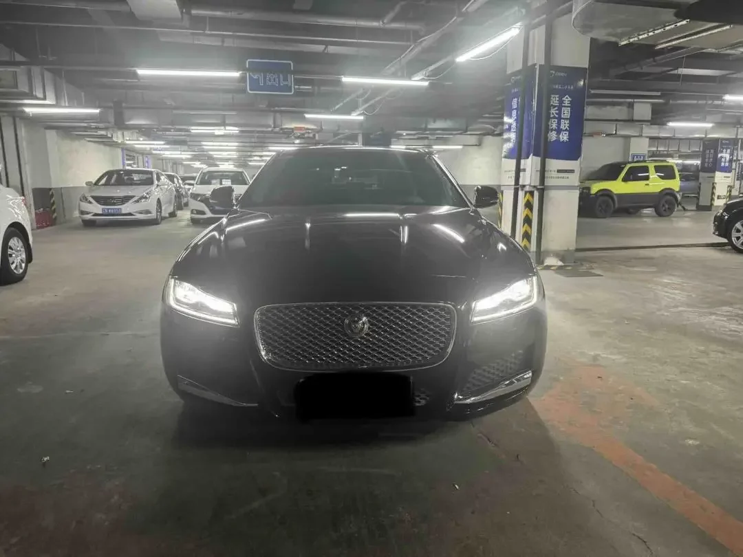 Jaguar XFL