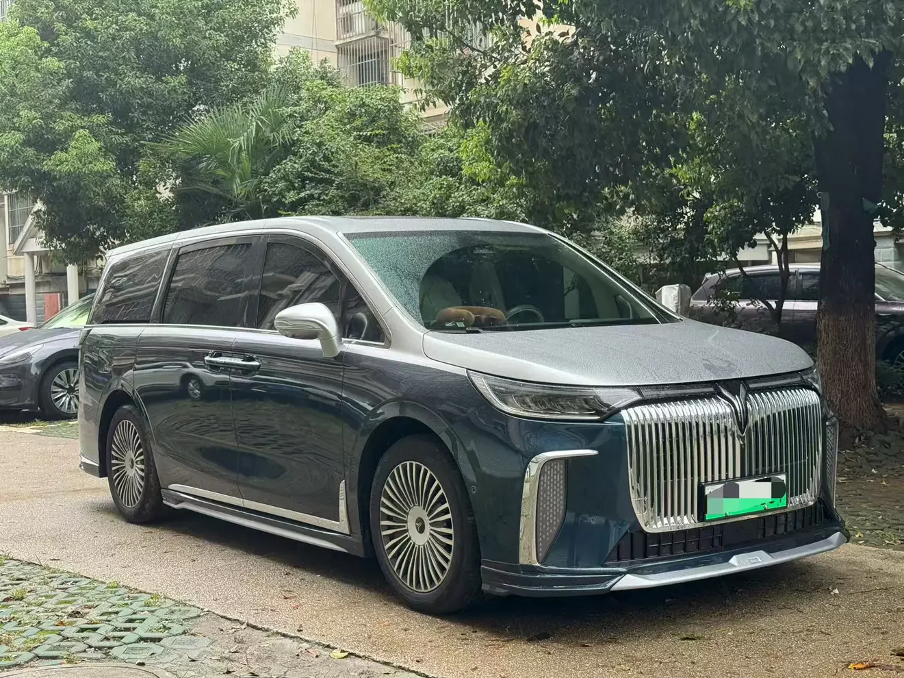 Voyah Lantu Dreamer PHEV