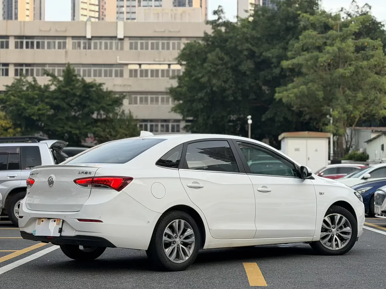 Buick Yinglang