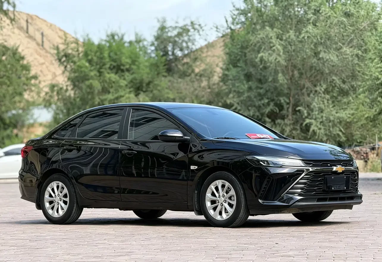 Chevrolet Monza (Cruze)