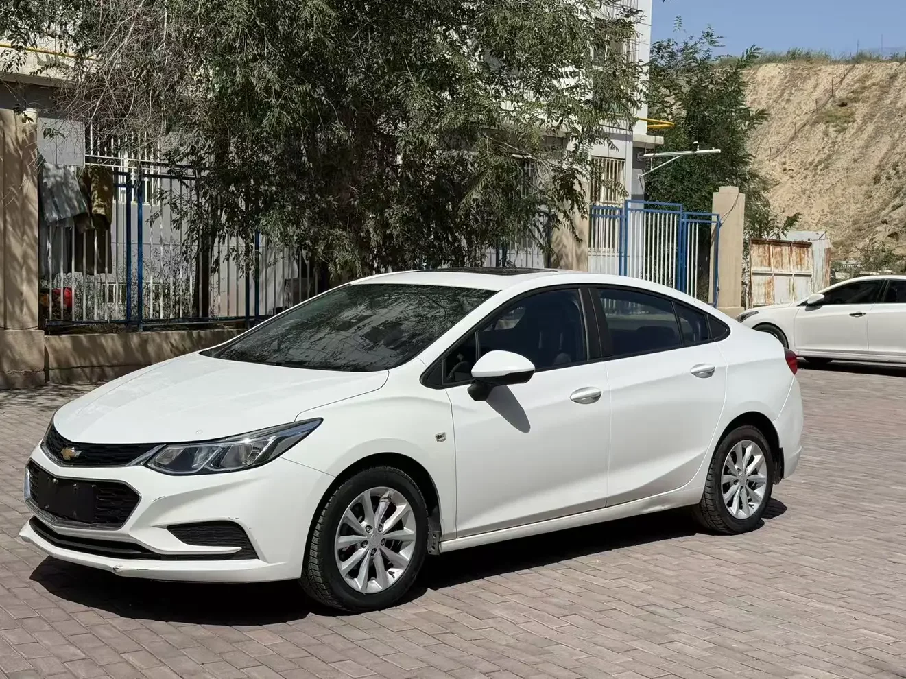 Chevrolet Monza (Cruze)