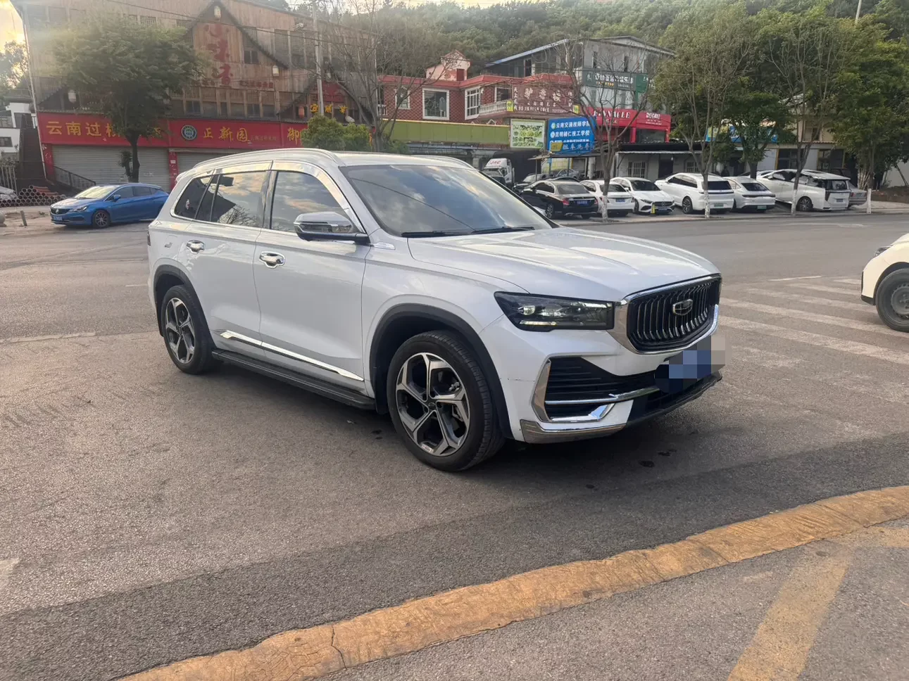 Geely Monjaro (Xingyue L)