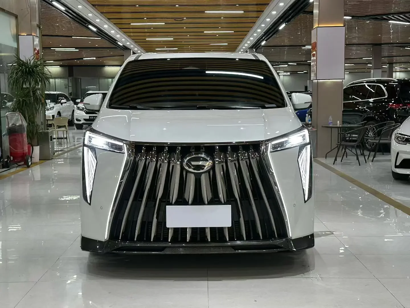 GAC Trumpchi M8