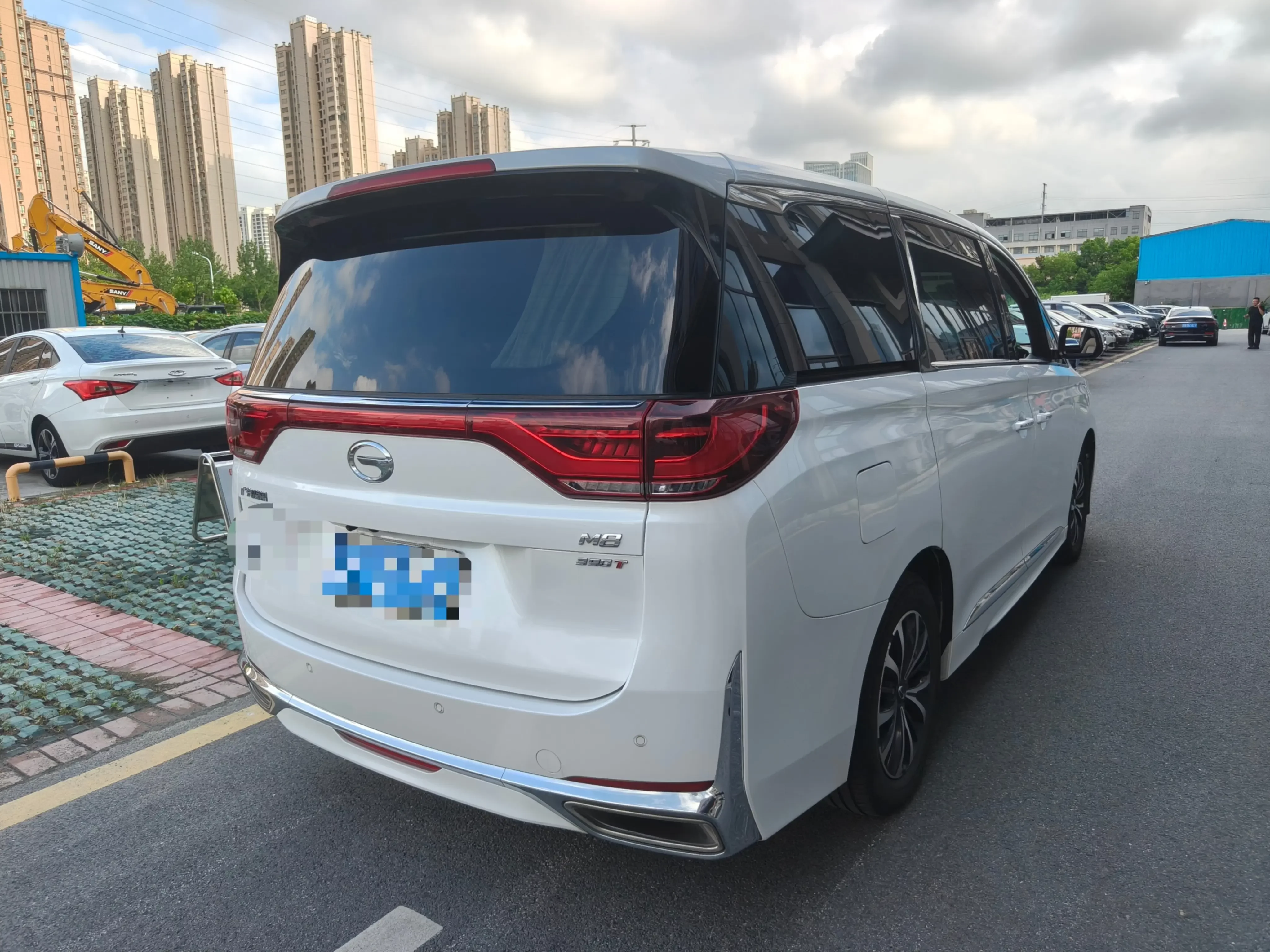 GAC Trumpchi M8