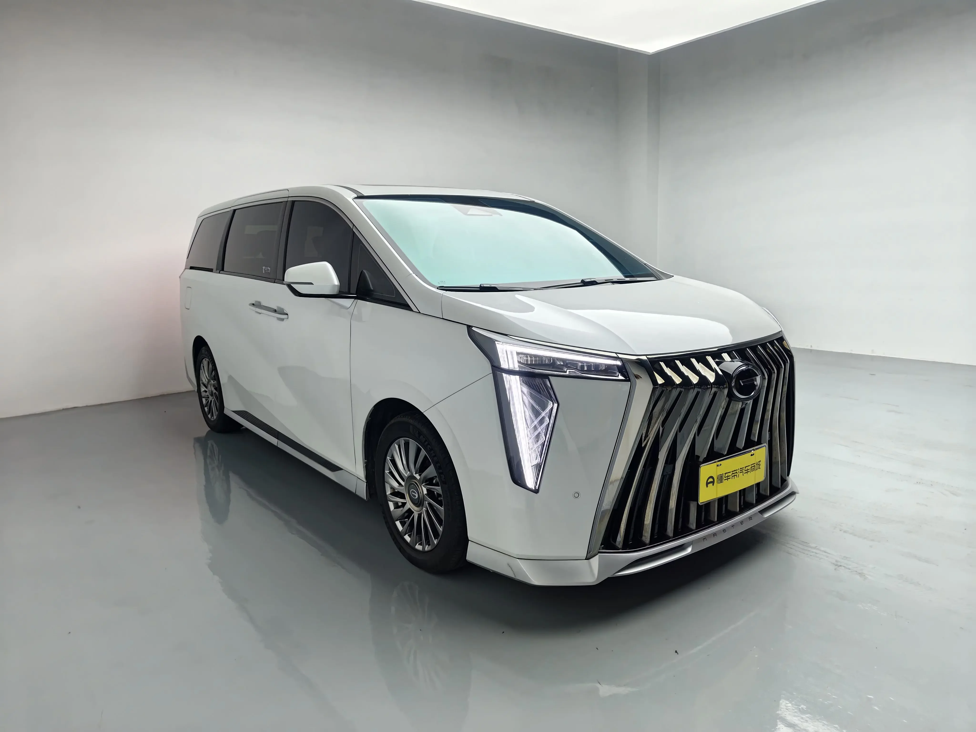 GAC Trumpchi M8