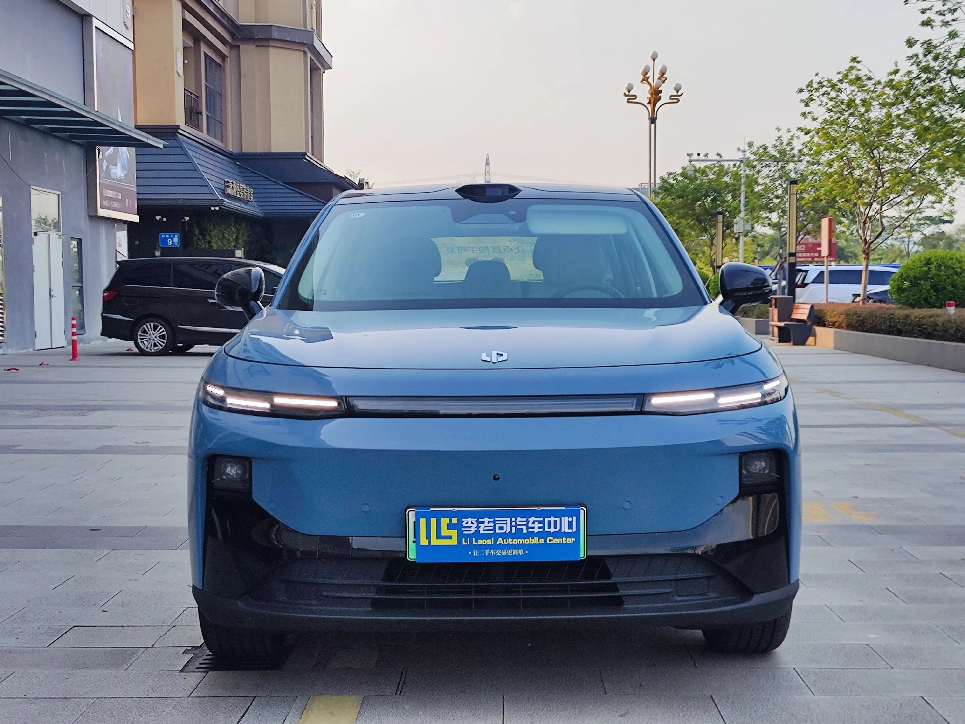 Leapmotor B10