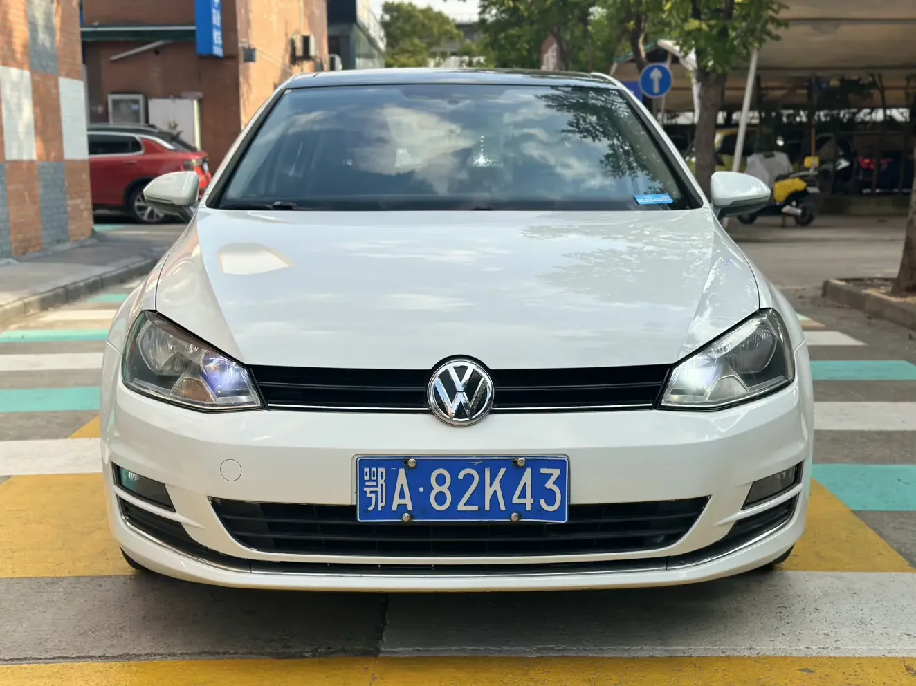 Volkswagen golf