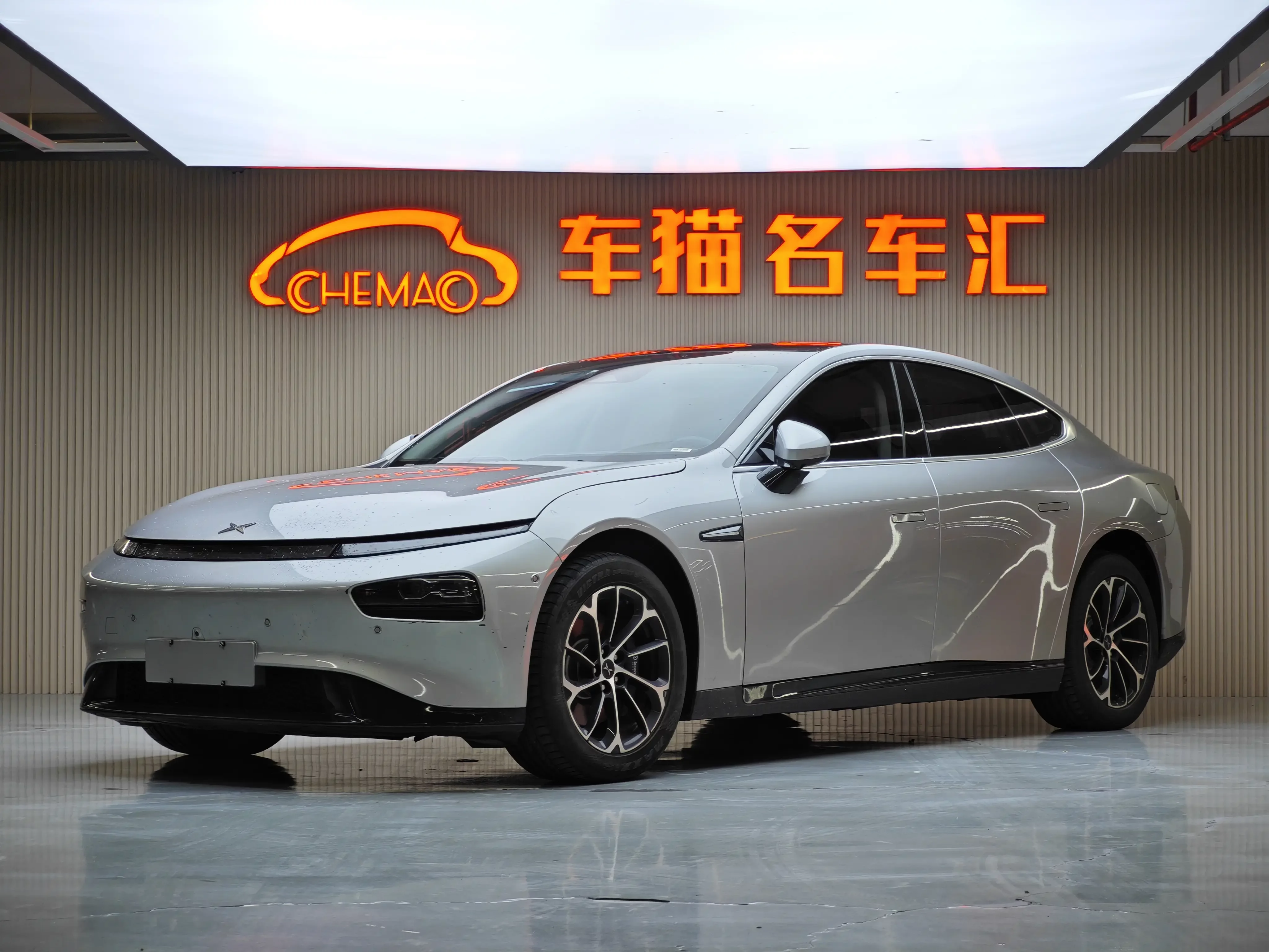Xpeng P7