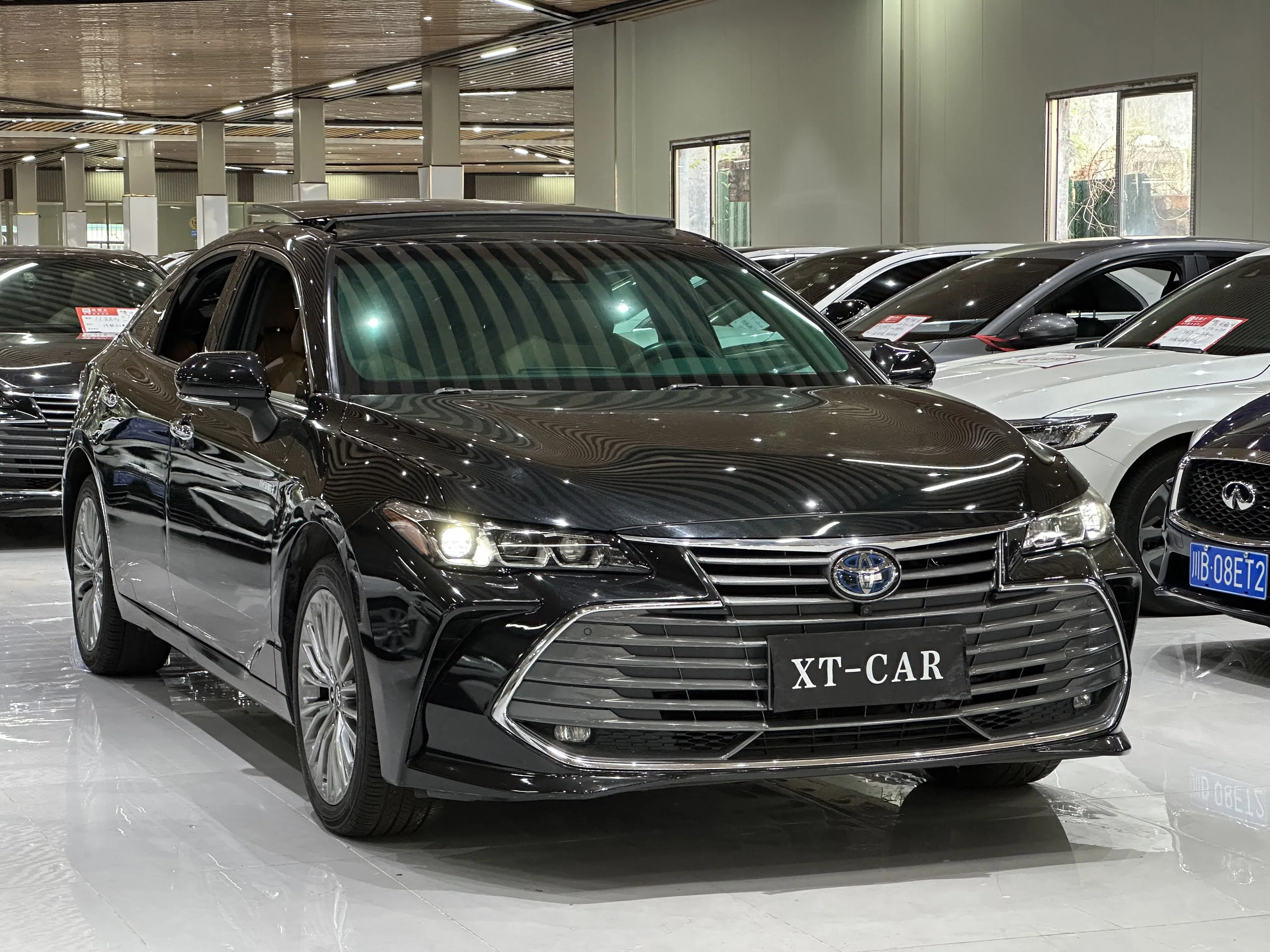 Toyota Avalon (asian dragon)