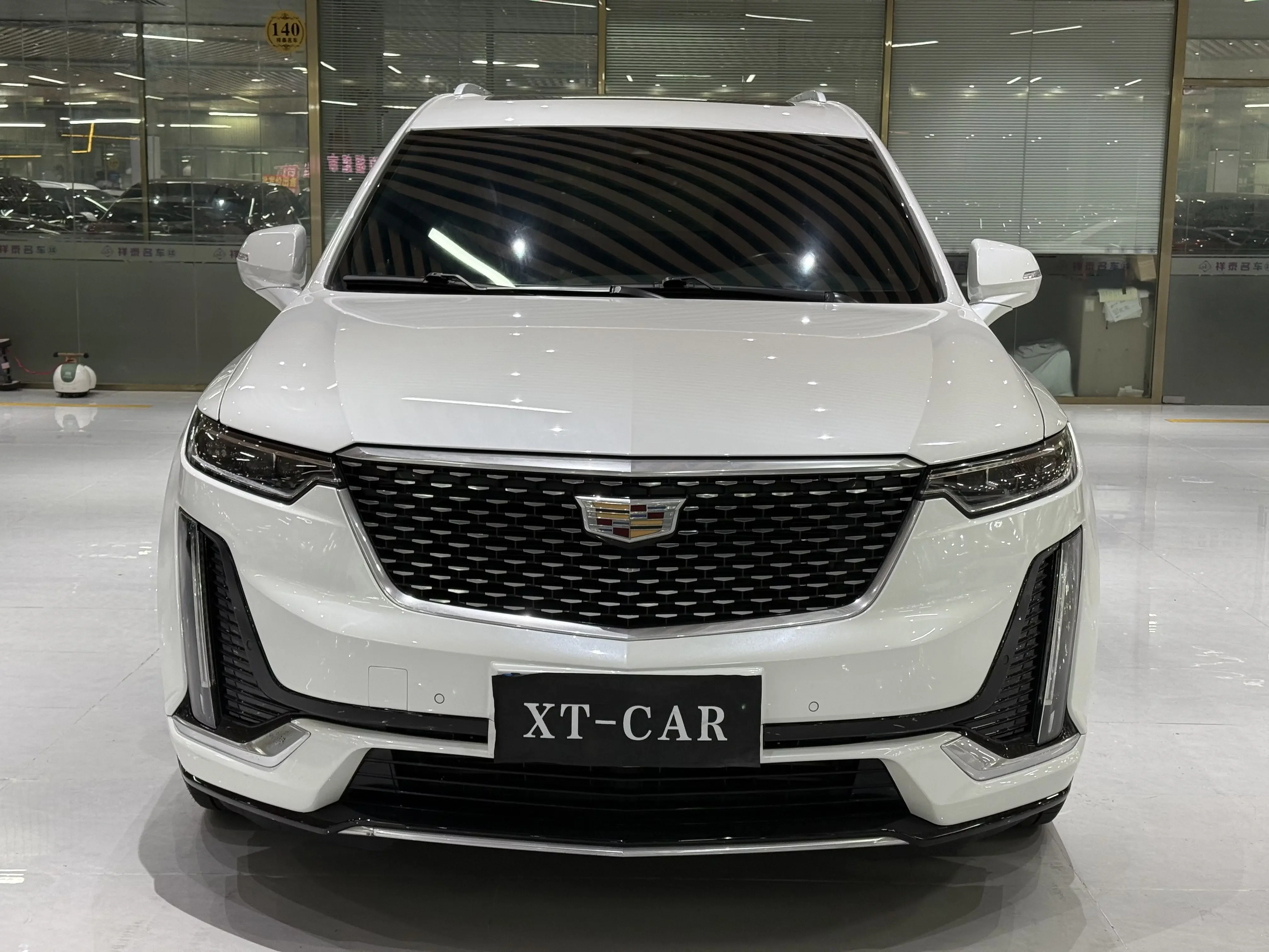 Cadillac XT6