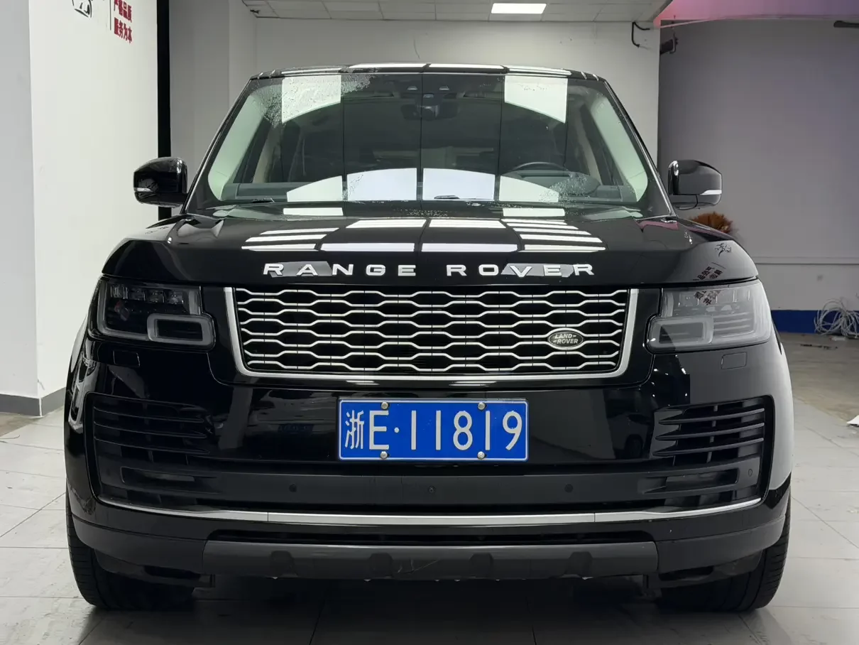 Land Rover range rover