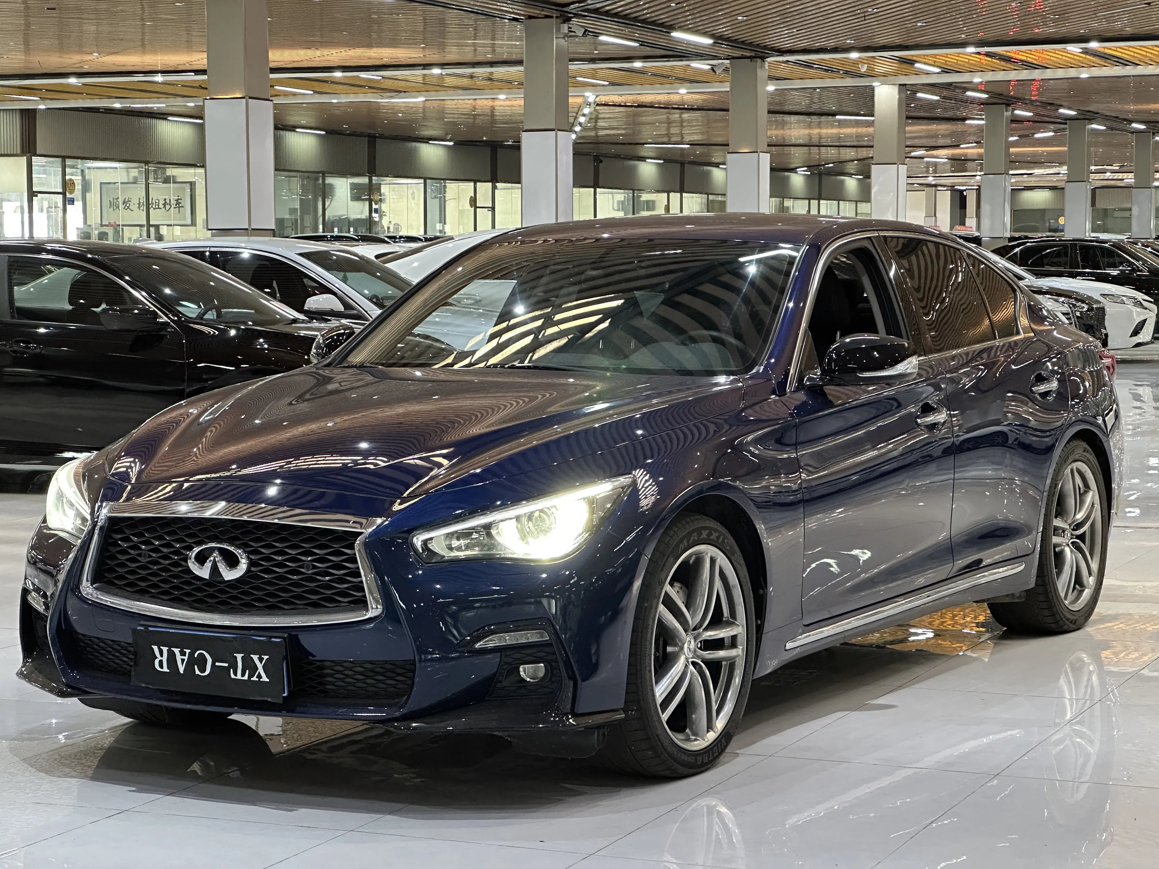Infiniti Q50L