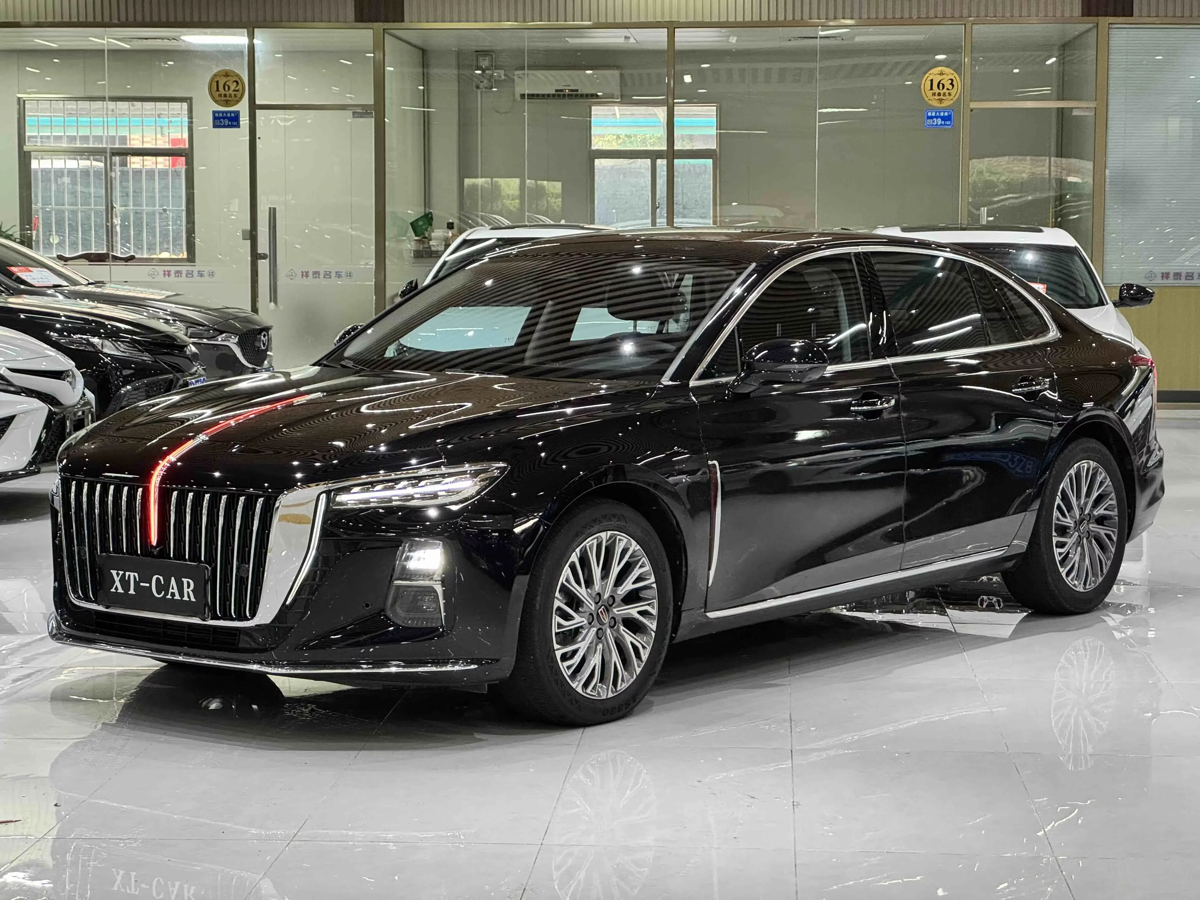 Hongqi H5